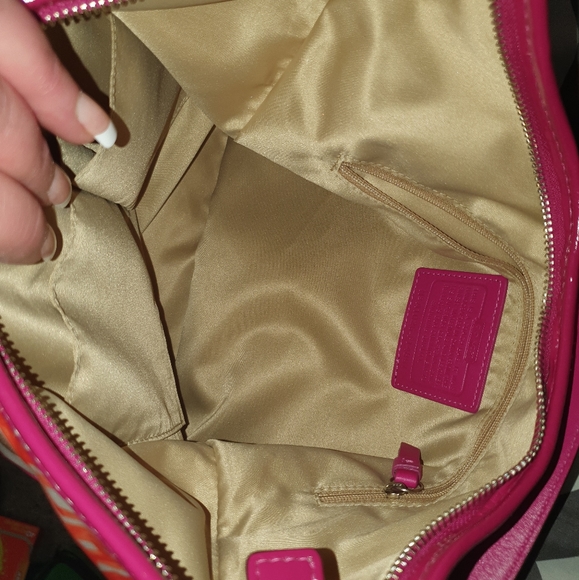 NWOT Coach purse - Picture 2 of 4